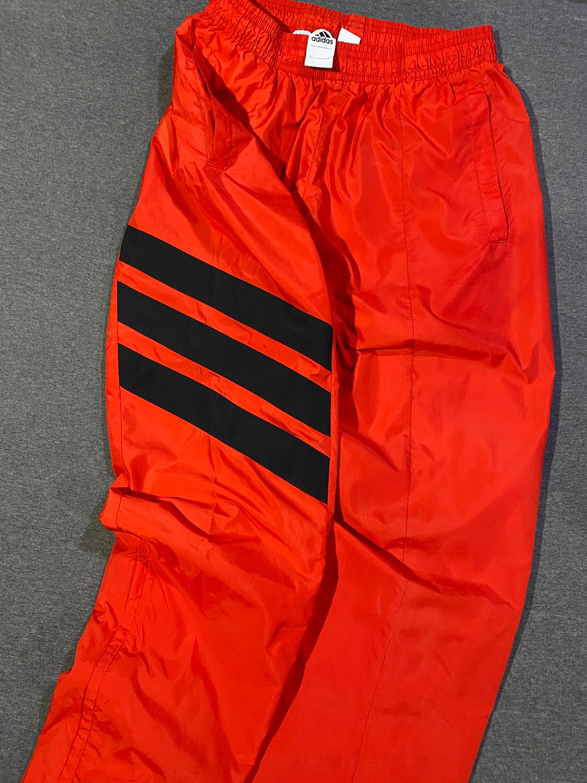 JOGGER ADIDAS NARANJA